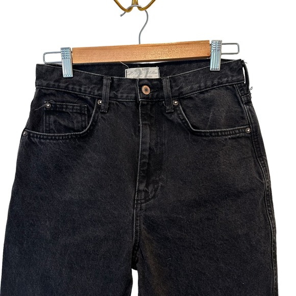 Free People We the Free  Black Out Stove Pipe High Waisted Jean OB1271078 SZ 27 - Picture 8 of 12